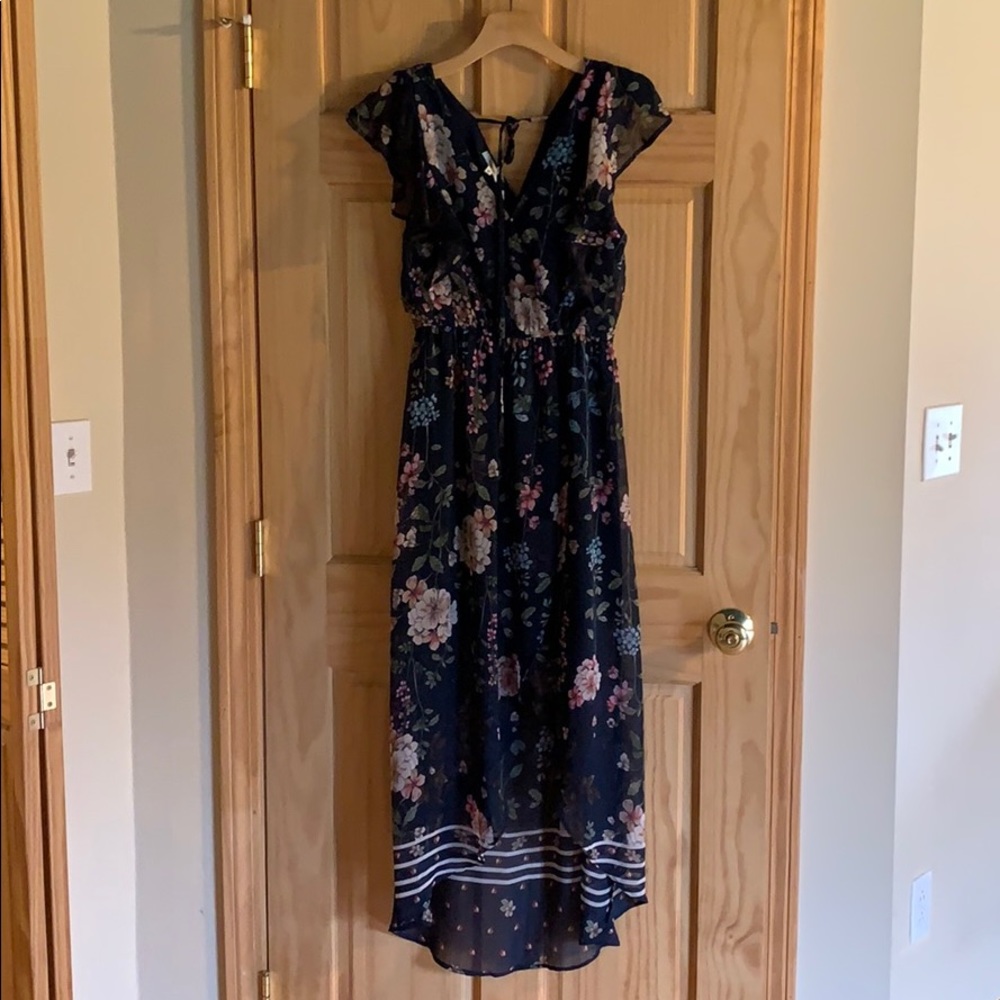 Gorgeous Navy floral dress